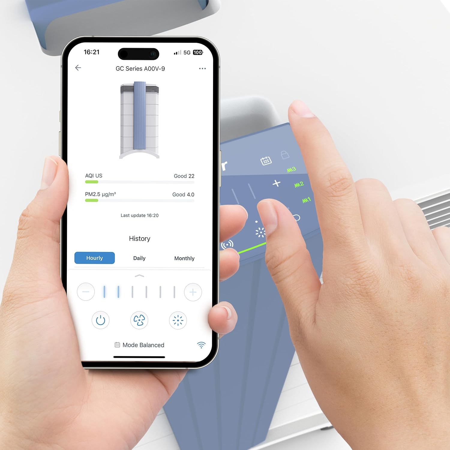 IQAir GC Multigas XE Air Purifier - Filtration for Large Rooms up to 1125 sq ft - Particles, Chemicals, Gases, Odors, Mold, Activated Carbon, Swiss Made, WiFi Enabled