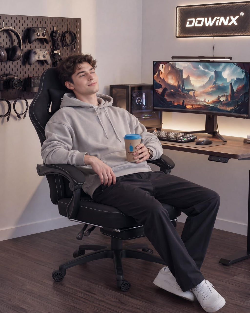 Dowinx Gaming Chair Breathable Fabric Game Chair with Gel Pad and Storage Bag, Comfortable Gamer Chair with Pocket Spring Cushion, Ergonomic Computer Chair with Footrest, Black