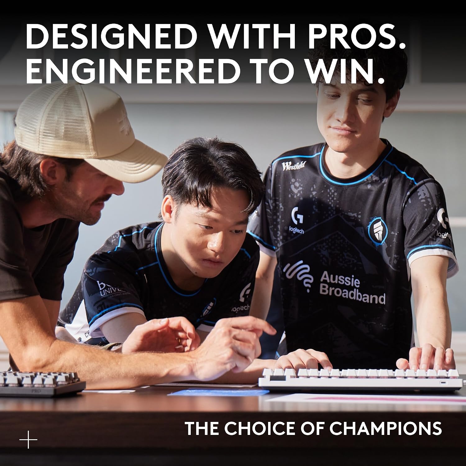Pro X Superlight 2c Wireless Gaming Mouse: 51g Compact Mini Size, Symmetrical Shape, <8 kHz Polling, 44K DPI, PowerPlay Wireless Charging Supported, USB-C, 5 Programmable Buttons, For PC/Mac - Magenta