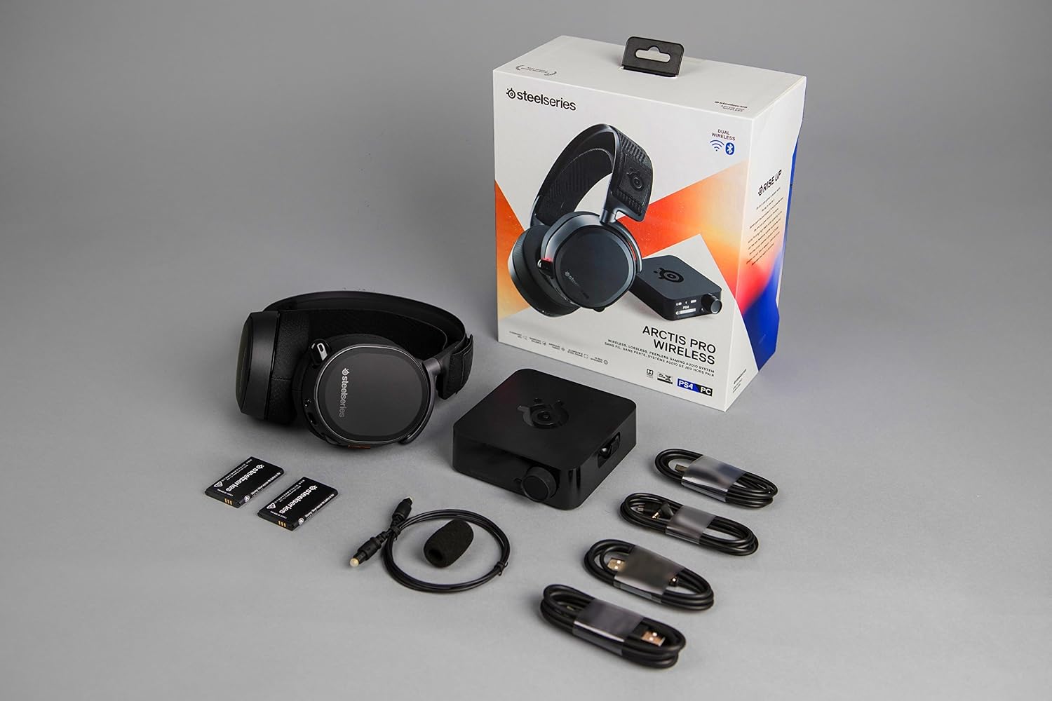 Arctis Pro Wireless Gaming Headset steelseries - Lossless High Fidelity Wireless + Bluetooth for PS4 and PC (Renewed)