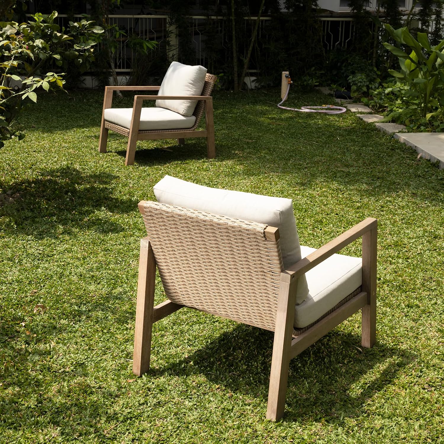 IDZO Olivier Premium Eucalyptus Outdoor Club Chairs Set of 2, 400lbs Heavy Duty Patio Furniture Set, Ergonomic Slanted Backrest Design, 4.5in Thick Cushion, Wood Wicker Silver Gray